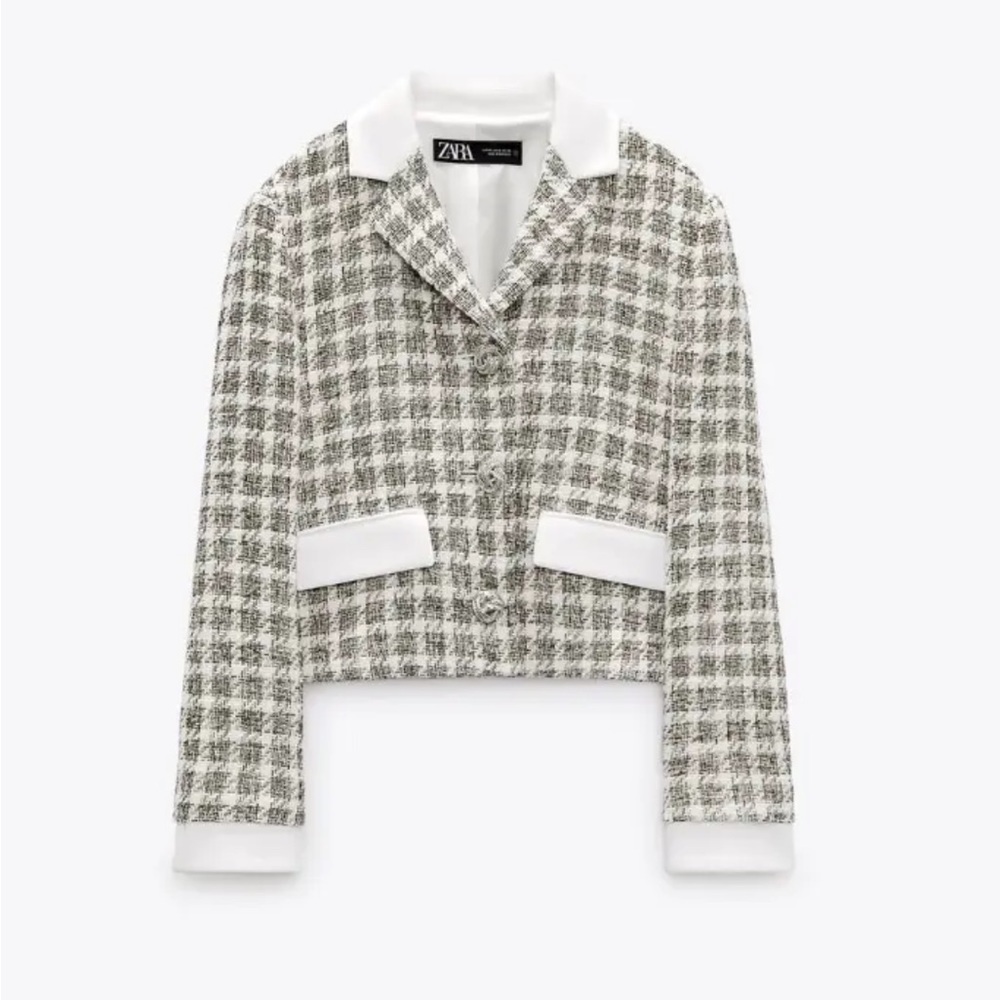 NWOT. Zara White/Khaki Cropped Checked Blazer. Size L.
